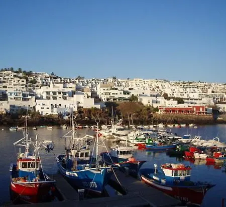 Villa Puerto Del Carmen Sleeps 7 With Air Con